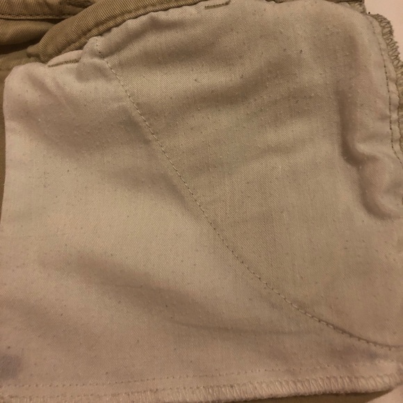 Tan American Eagle shorts - Picture 8 of 9